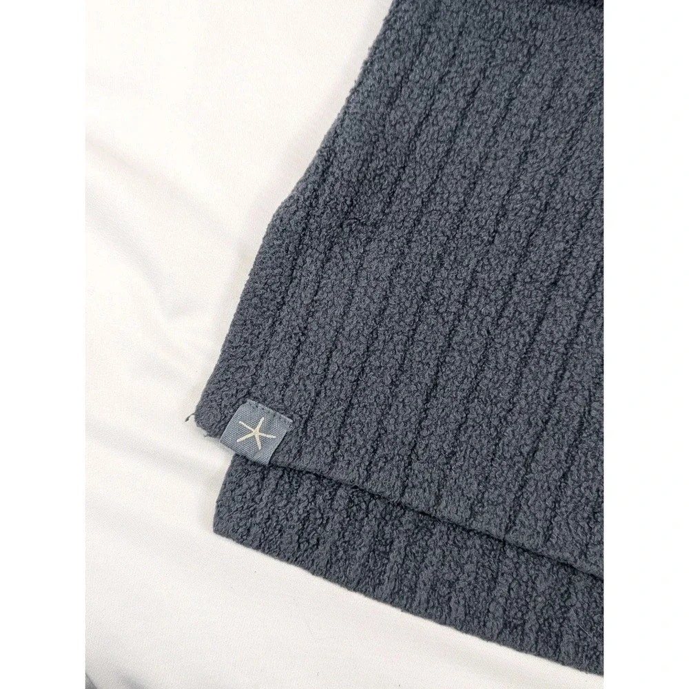 Sweater - Picture 7 of 7